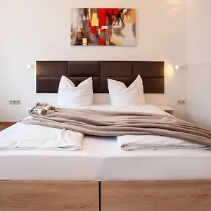 Hotel Relax &, Stoccarda
